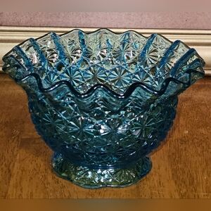 Vintage Fenton Daisy & Button Colonial Blue Ruffled Edge Rose Bowl Vase